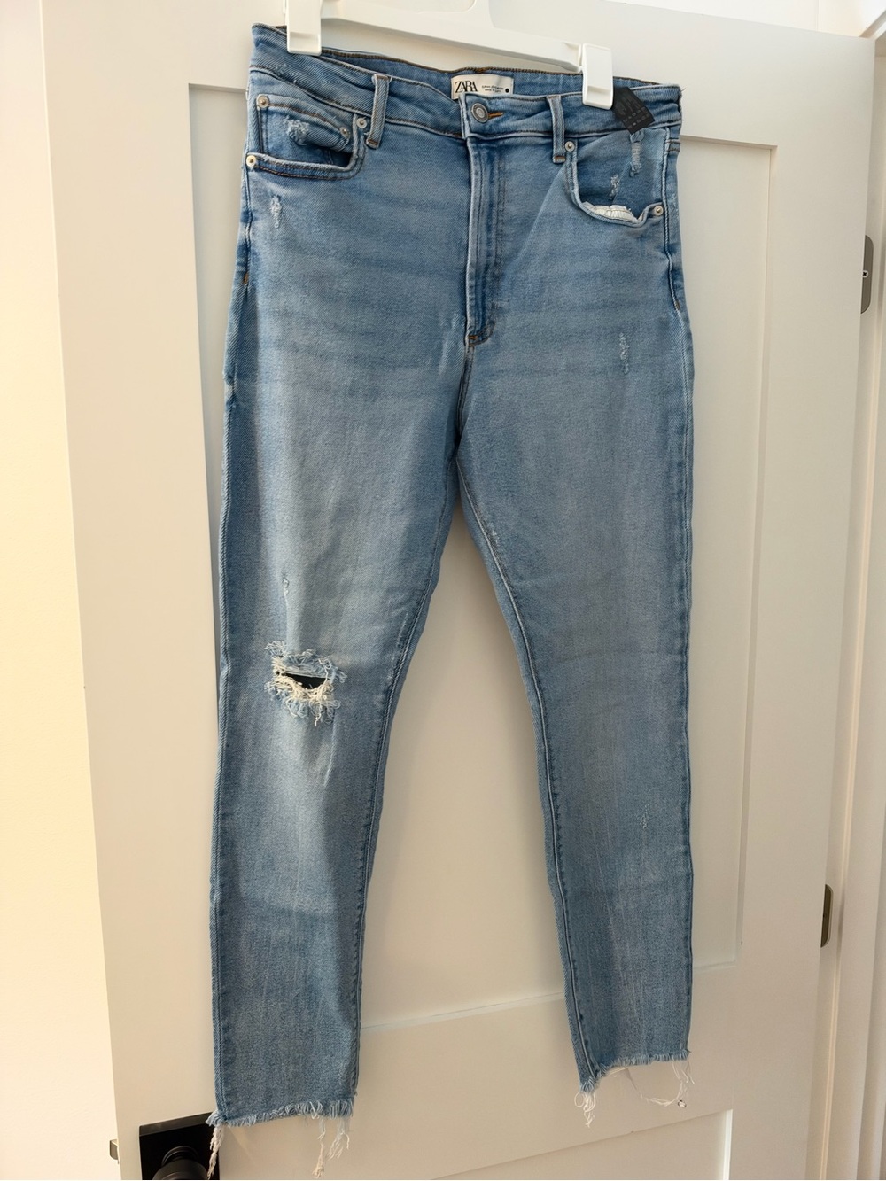 Zara Light Wash Distressed Skinny Jeans